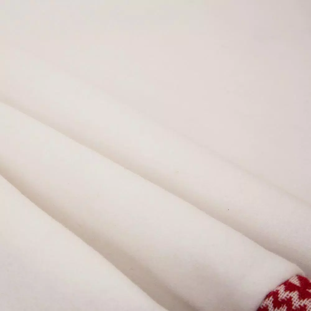 Glitzhome 48 In. D White Fleece Christmas Tree Skirt – Merry Christmas 4 Glitzhome 48 In. D White Fleece Christmas Tree Skirt – Merry Christmas - Image 4