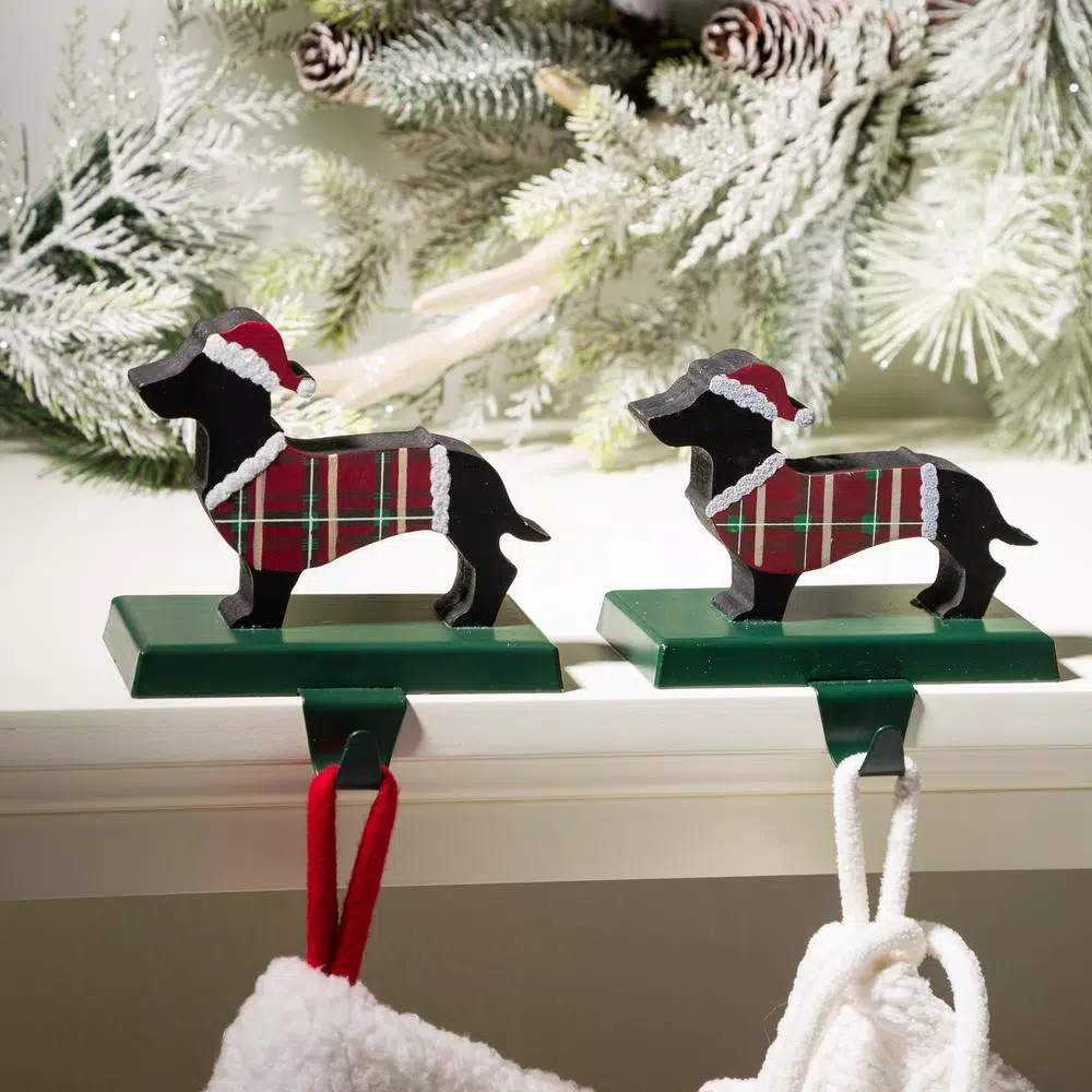 Glitzhome Wooden/Metal Dachshund Stocking Holder (Set Of 2) 4 Glitzhome Wooden/Metal Dachshund Stocking Holder (Set Of 2) - Image 4