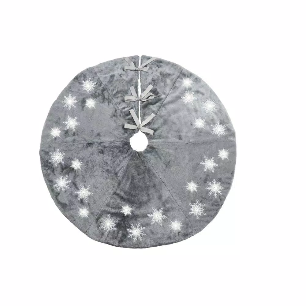 Manor Luxe 56 In. Snowflake Sequin Soft Plush Furry Light Up Round Christmas Tree Skirt In Grey 1 Manor Luxe 56 In. Snowflake Sequin Soft Plush Furry Light Up Round Christmas Tree Skirt In Grey
